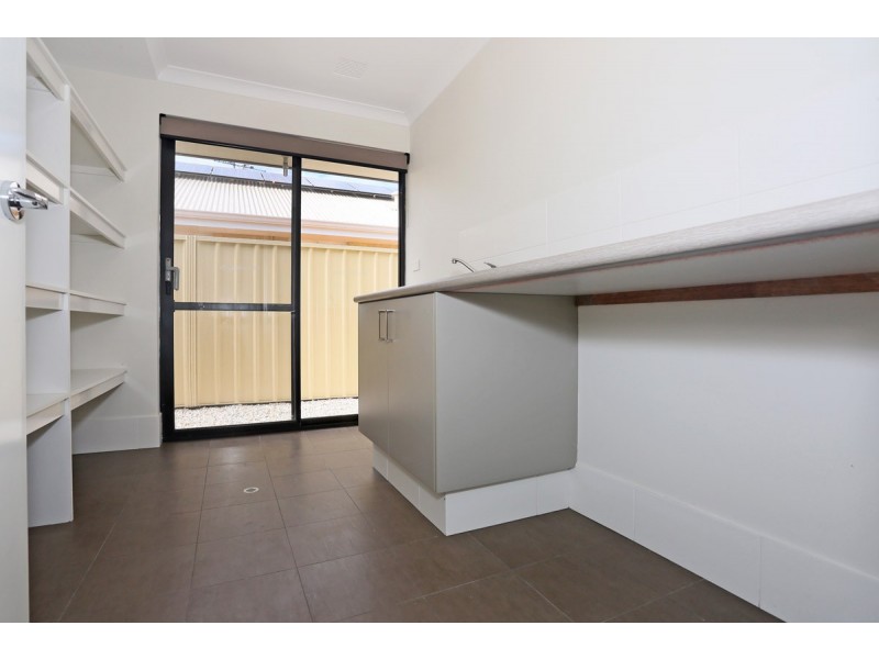 19 Arawatta Loop, Madora Bay WA 6210