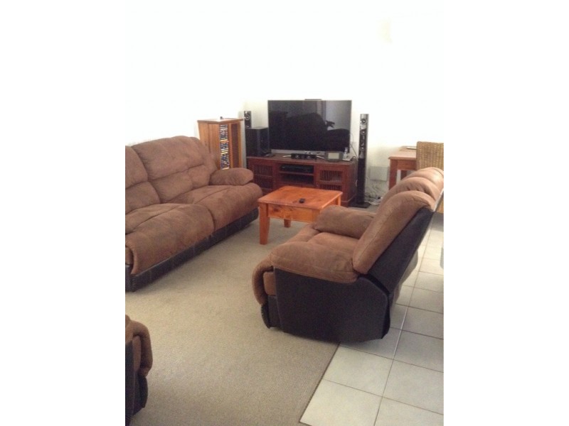 18 Sharland Street, Halls Head WA 6210