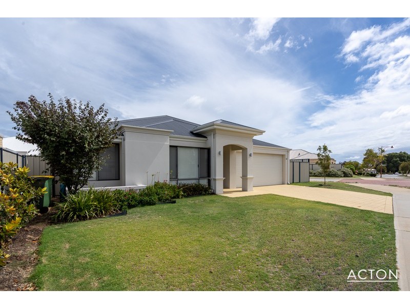 13 Kirkland Way, Meadow Springs WA 6210