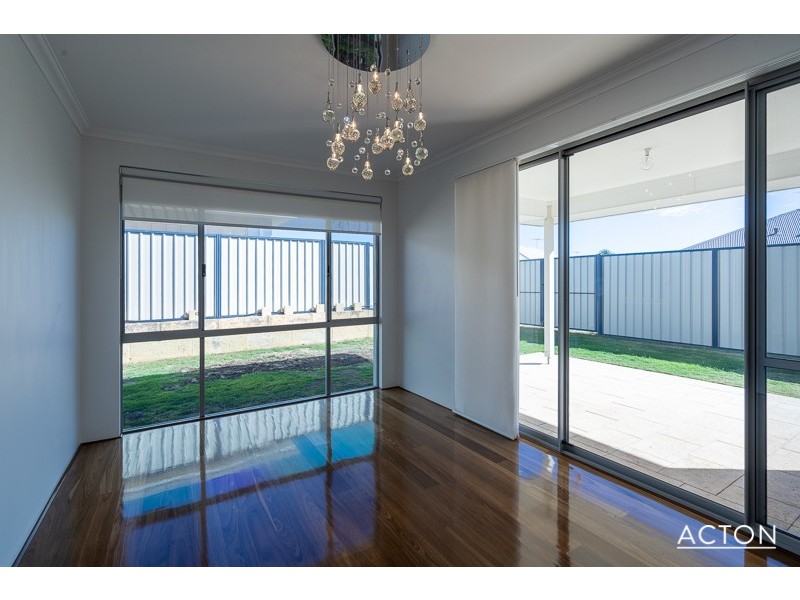 13 Kirkland Way, Meadow Springs WA 6210