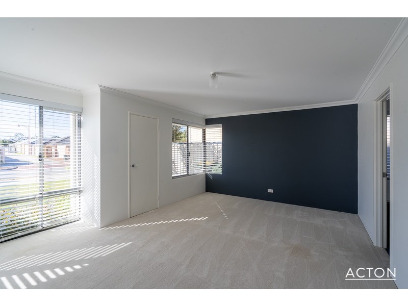 13 Kirkland Way, Meadow Springs WA 6210