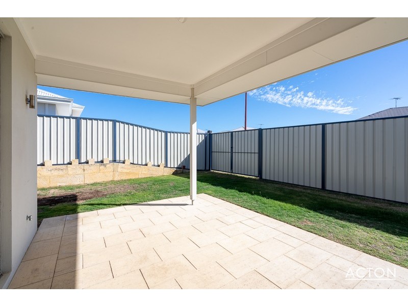 13 Kirkland Way, Meadow Springs WA 6210