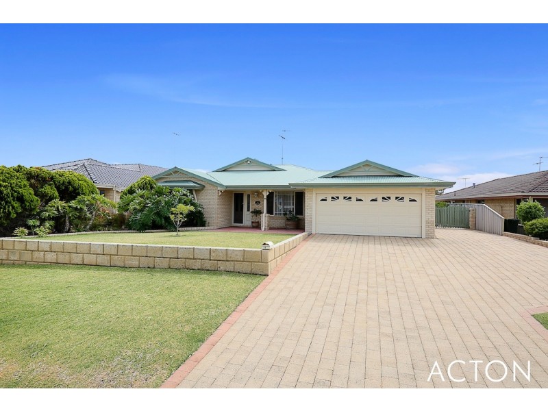 19 Jacana Way, Halls Head WA 6210