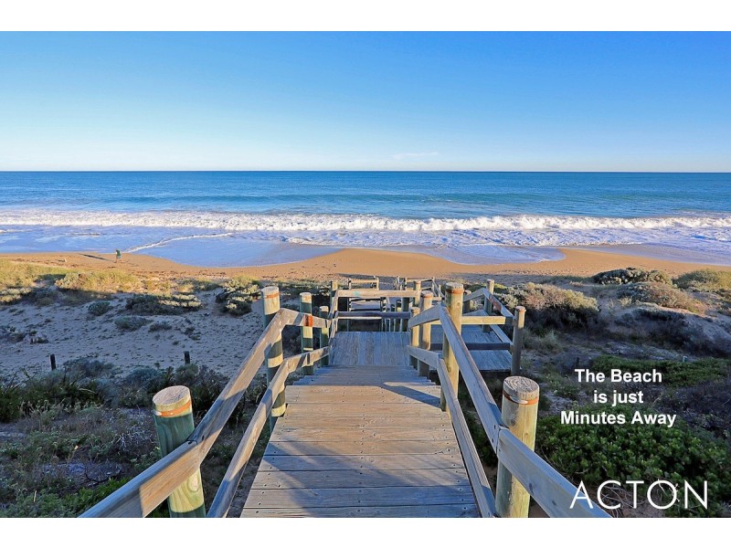 19 Jacana Way, Halls Head WA 6210