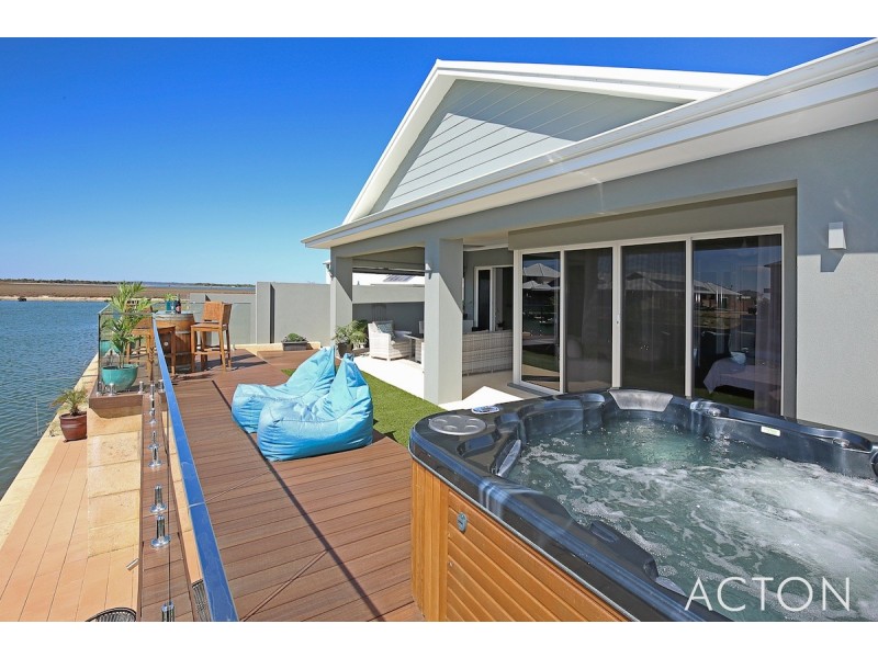 35 Europa Place, Dudley Park WA 6210