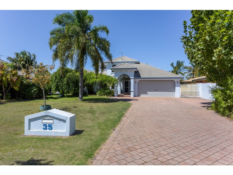 35 Warren Place, Dudley Park WA 6210