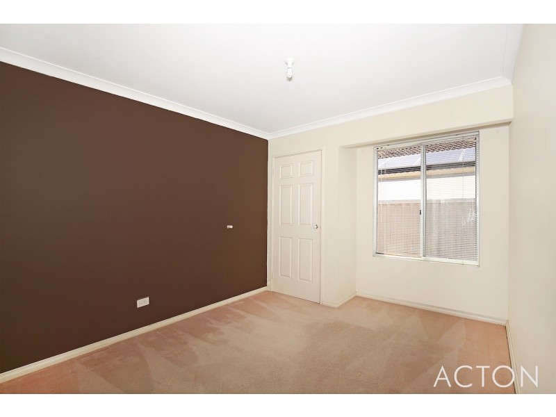 26 Waterside Drive, Dudley Park WA 6210