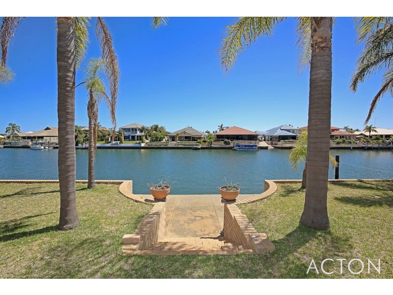 26 Waterside Drive, Dudley Park WA 6210