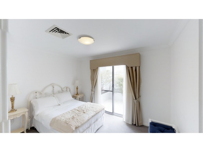 10/1 Breakwater Parade, Mandurah WA 6210