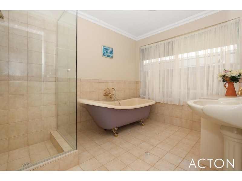 23 Cervantes Drive, Erskine WA 6210