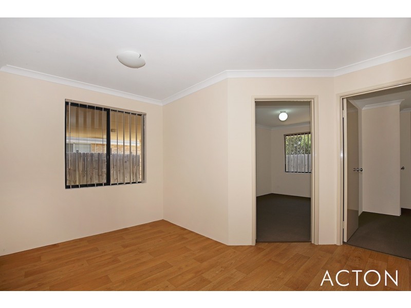 22 Anhinga Trail, Dudley Park WA 6210