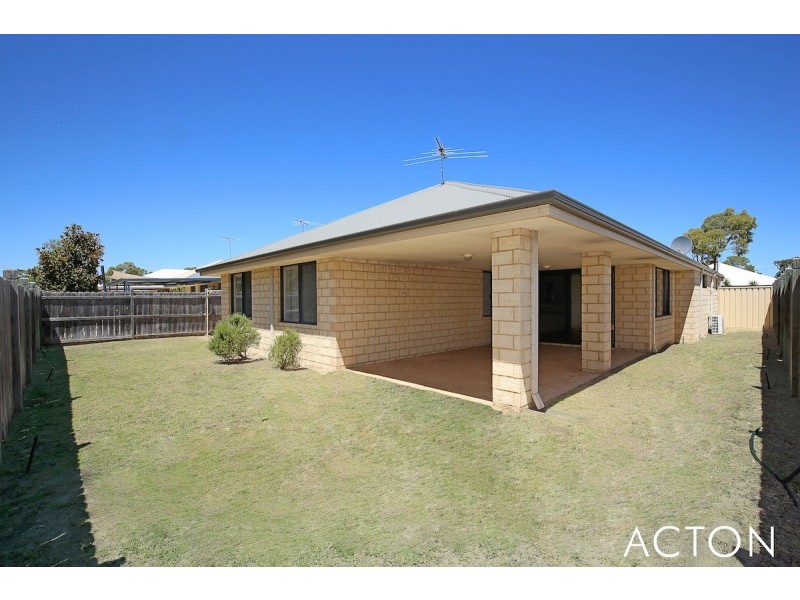 22 Anhinga Trail, Dudley Park WA 6210