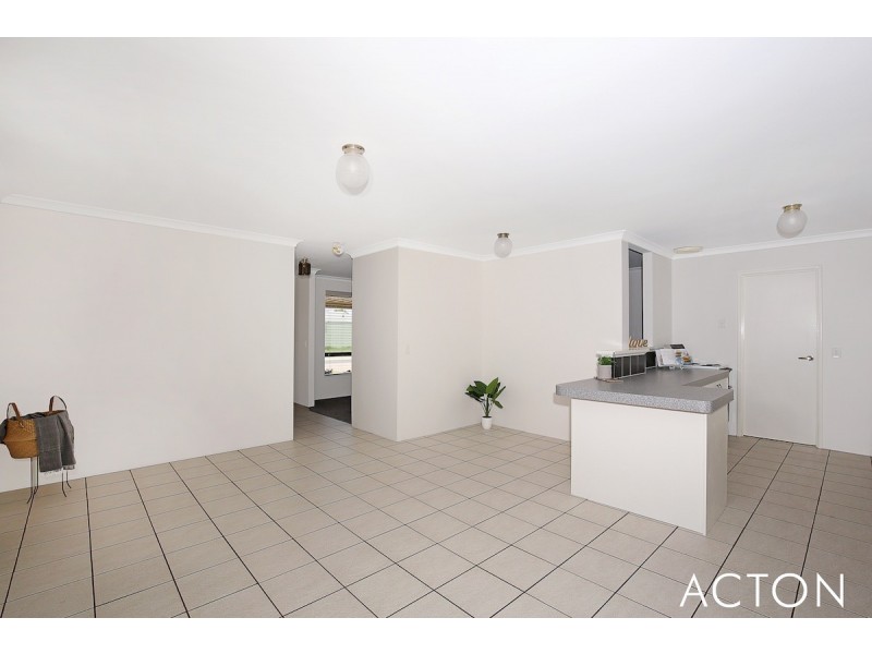 6A Valentino Close, Greenfields WA 6210