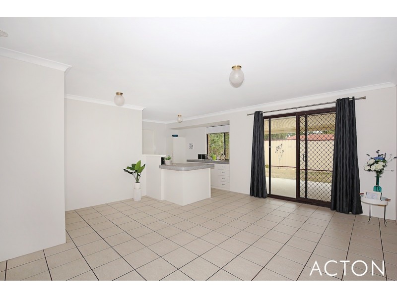 6A Valentino Close, Greenfields WA 6210