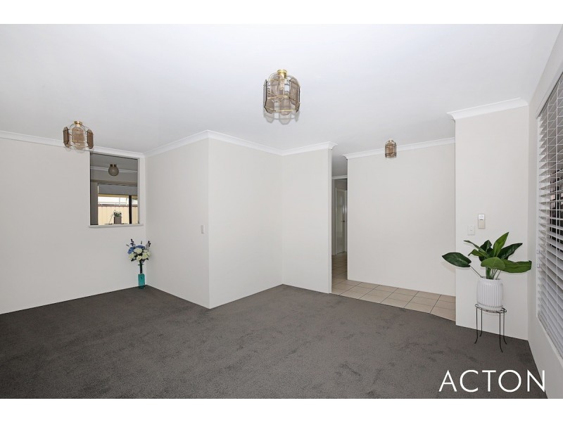 6A Valentino Close, Greenfields WA 6210