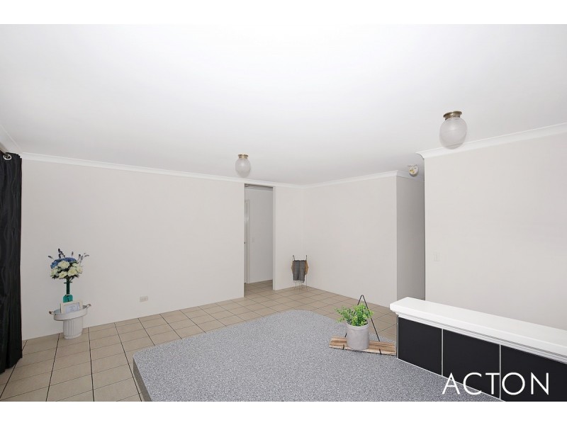 6A Valentino Close, Greenfields WA 6210