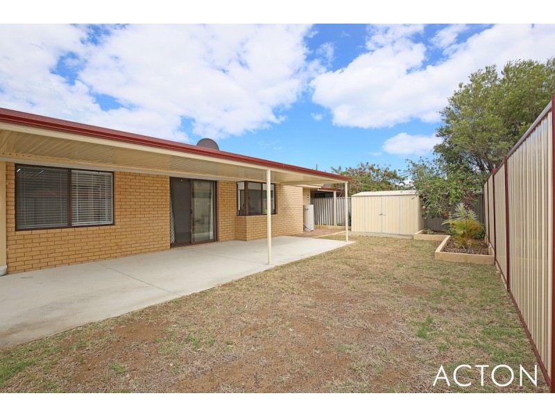 6A Valentino Close, Greenfields WA 6210