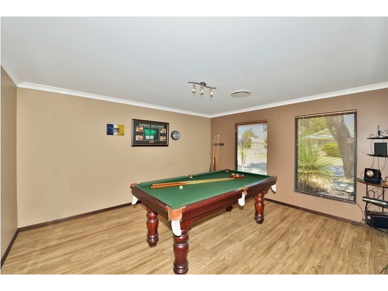 2 Darwin Terrace, Dudley Park WA 6210