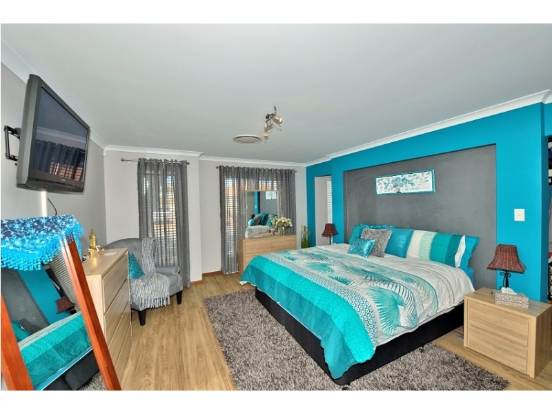 2 Darwin Terrace, Dudley Park WA 6210