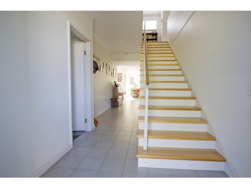 41 Malone Loop, Meadow Springs WA 6210