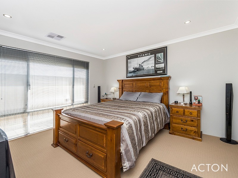 14 Headingley Link, Meadow Springs WA 6210