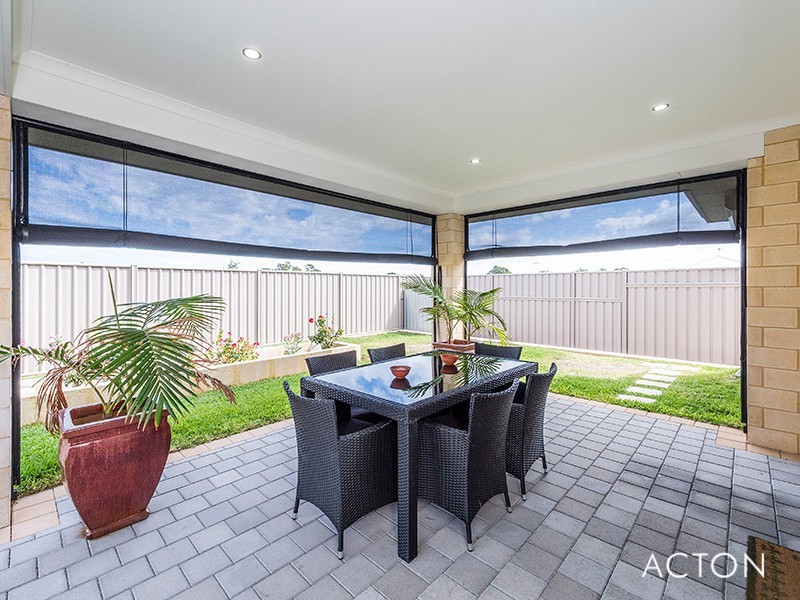 14 Headingley Link, Meadow Springs WA 6210