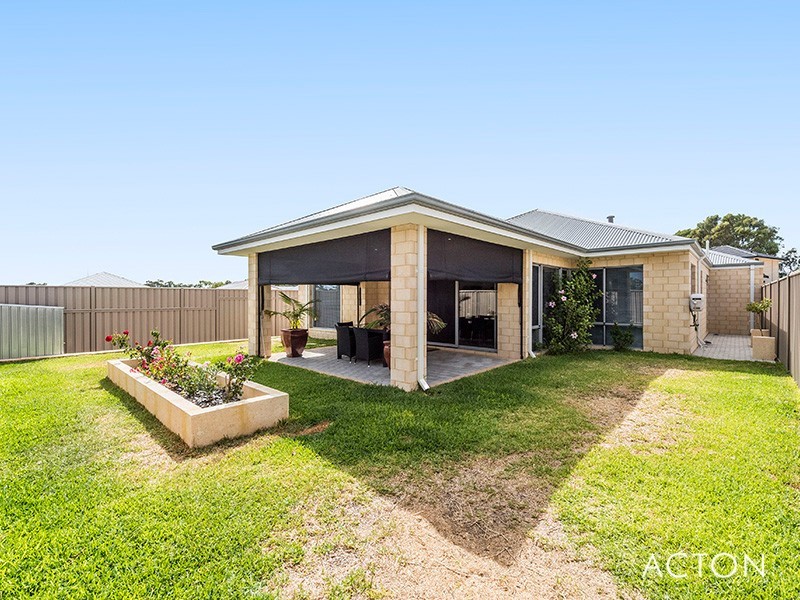 14 Headingley Link, Meadow Springs WA 6210