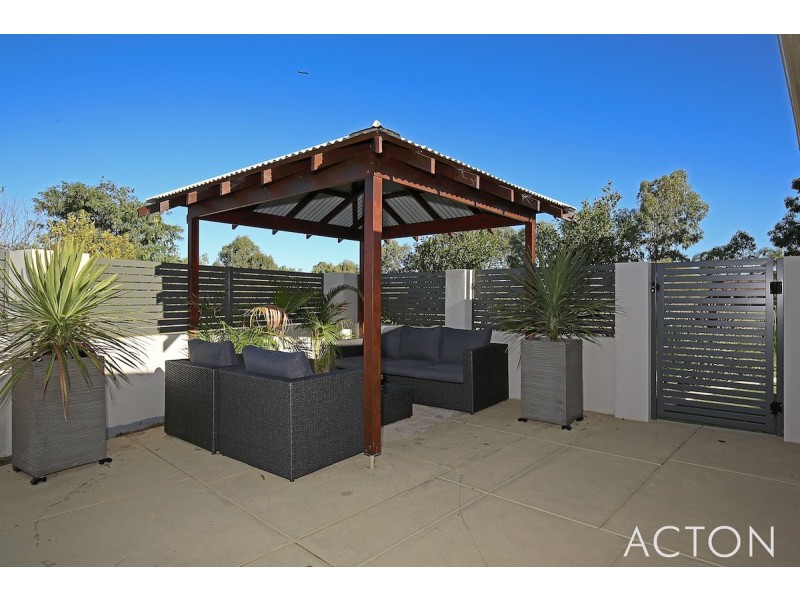 20 Bridgewater Boulevard, Erskine WA 6210