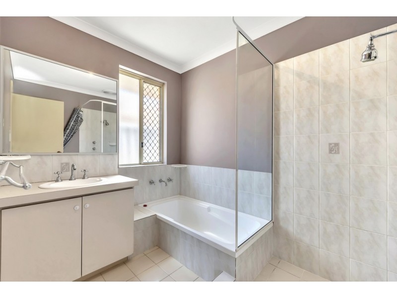 47 Templetonia Promenade, Halls Head WA 6210