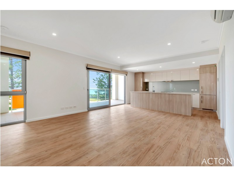25/150 Boardwalk Boulevard, Halls Head WA 6210
