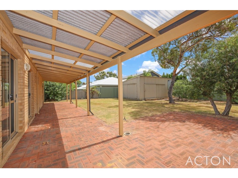 1 Scrivener Place, Halls Head WA 6210
