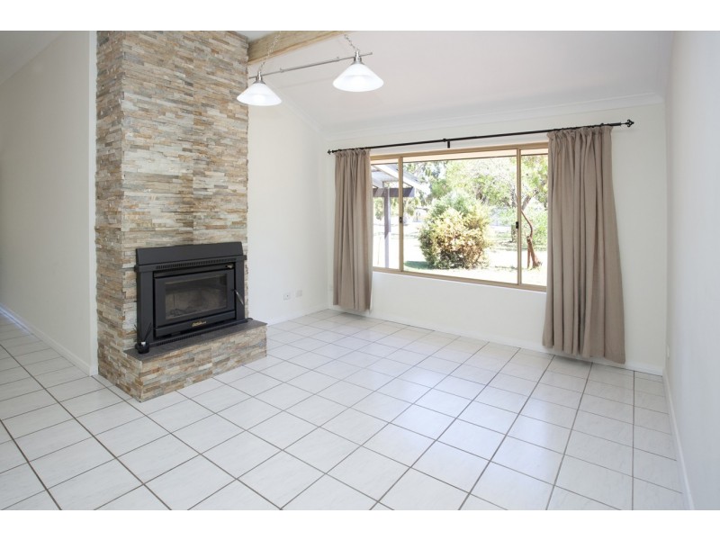 22 Eyre Close, Barragup WA 6209