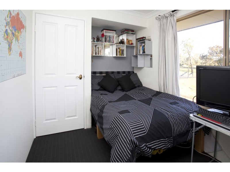 22 Eyre Close, Barragup WA 6209