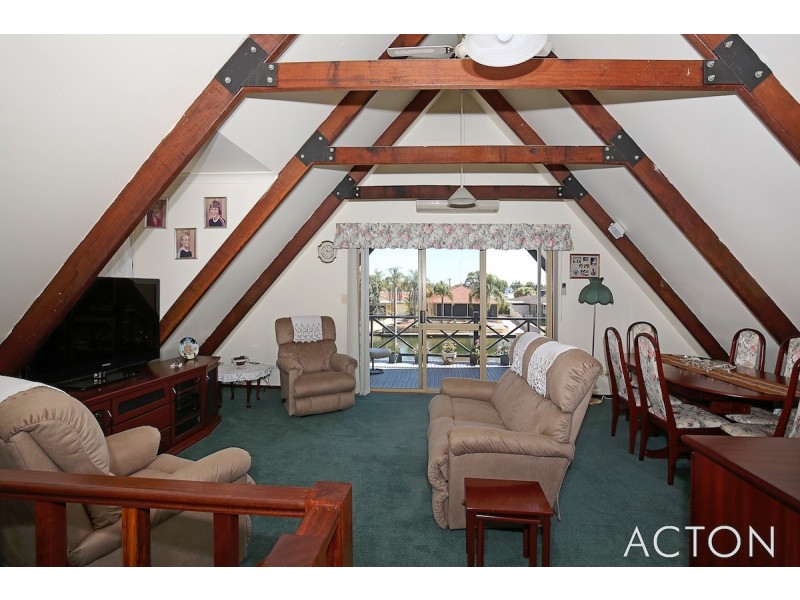 27 Woolah Place, South Yunderup WA 6208