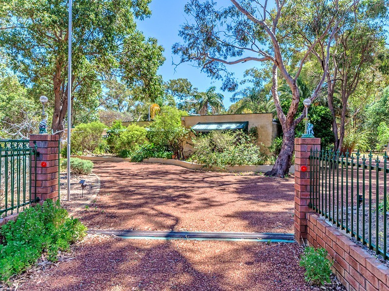 13 Summerfield Road, Serpentine WA 6125