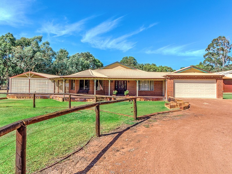 1118 Orton Road, Cardup WA 6122