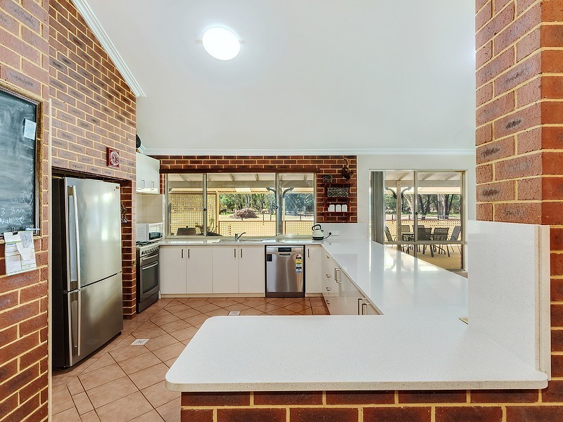 1118 Orton Road, Cardup WA 6122