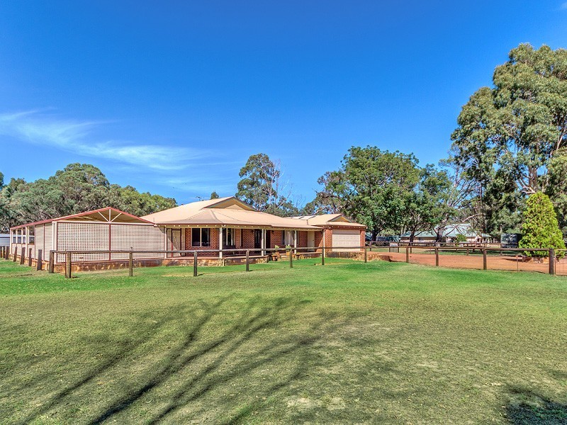 1118 Orton Road, Cardup WA 6122