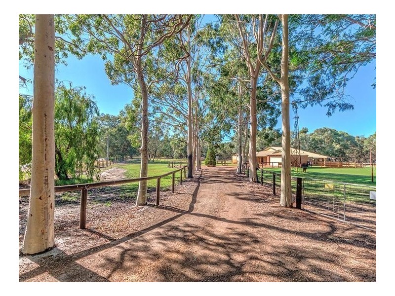 1118 Orton Road, Cardup WA 6122