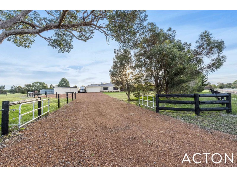 38 Cobb and Co Road, West Pinjarra WA 6208