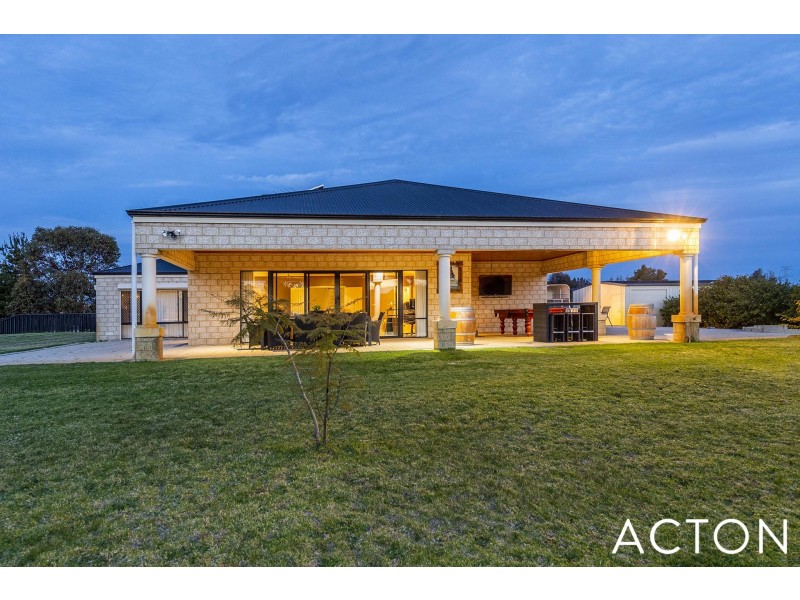 38 Cobb and Co Road, West Pinjarra WA 6208