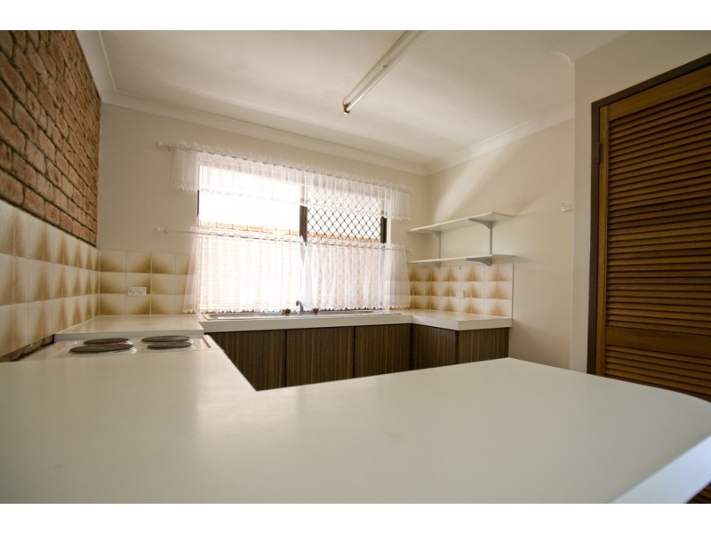 5B Nile Close, Halls Head WA 6210