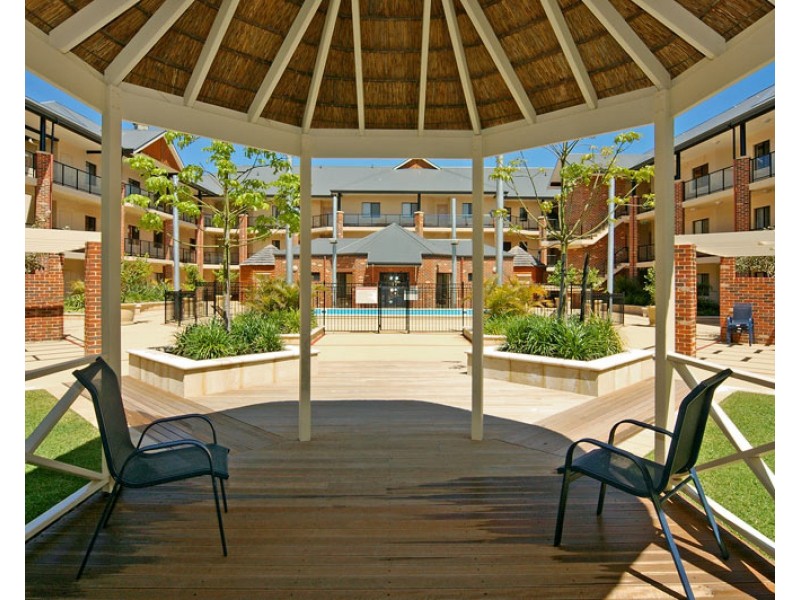 25/37 Dolphin Drive, Mandurah WA 6210