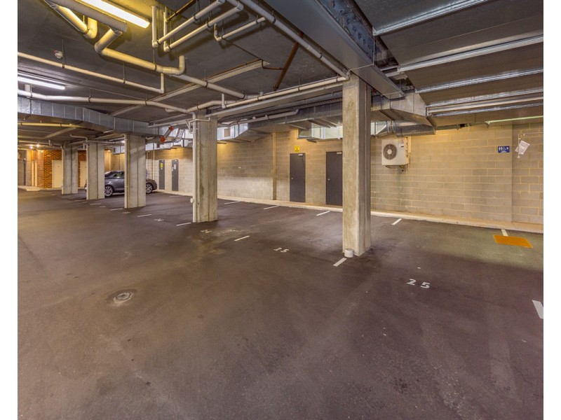 25/37 Dolphin Drive, Mandurah WA 6210