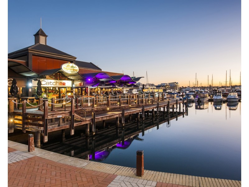 25/37 Dolphin Drive, Mandurah WA 6210