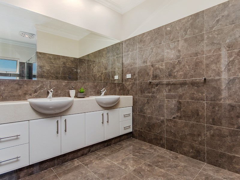 59 Queen Parade, Wannanup WA 6210