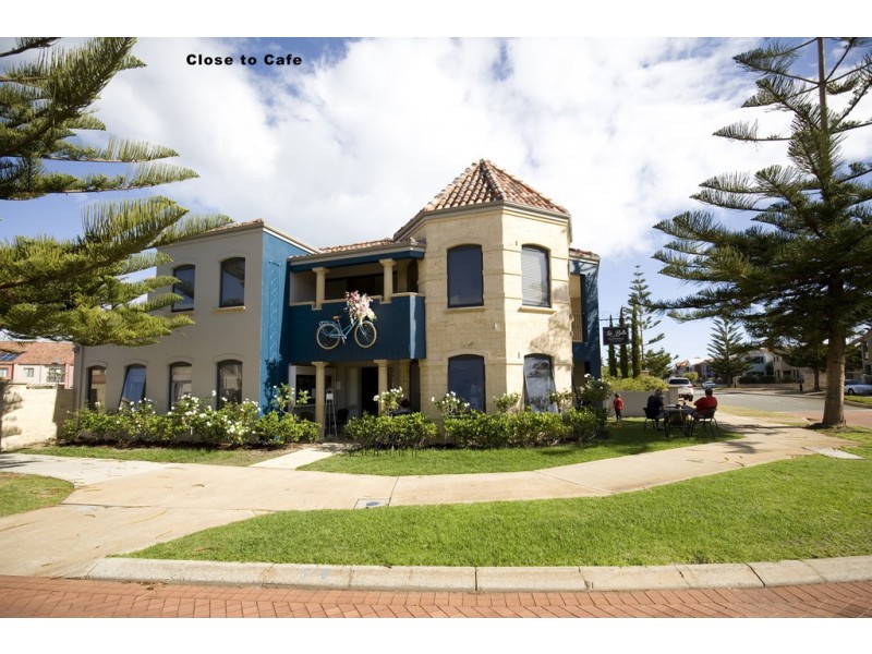 8 Conch Way, Wannanup WA 6210