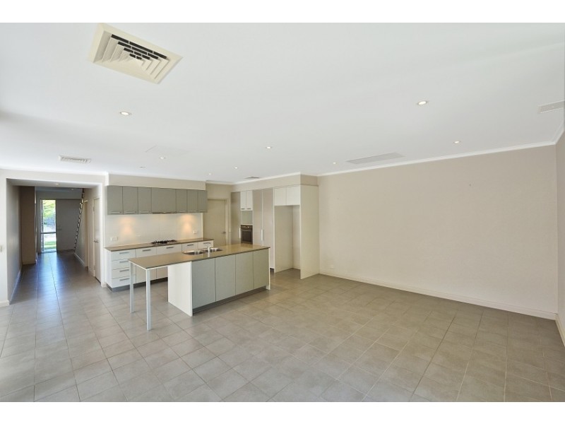 15 Malone Loop, Meadow Springs WA 6210