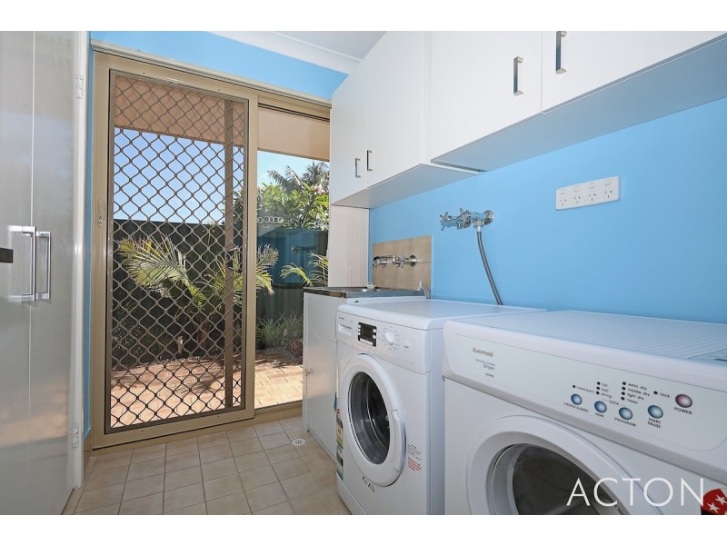 2/30 Stewart Street, Mandurah WA 6210