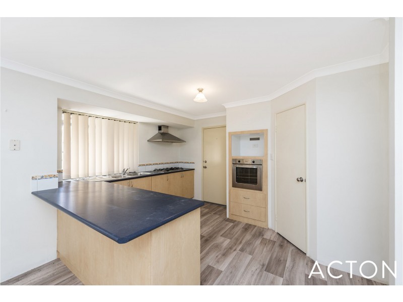 6 Tingle Way, Halls Head WA 6210